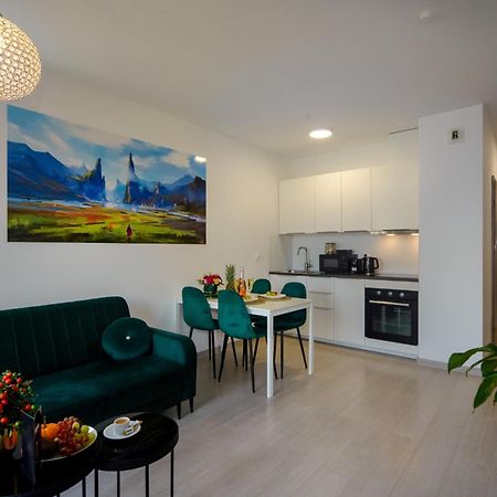 Maya'S Apartments Гданськ Екстер'єр фото