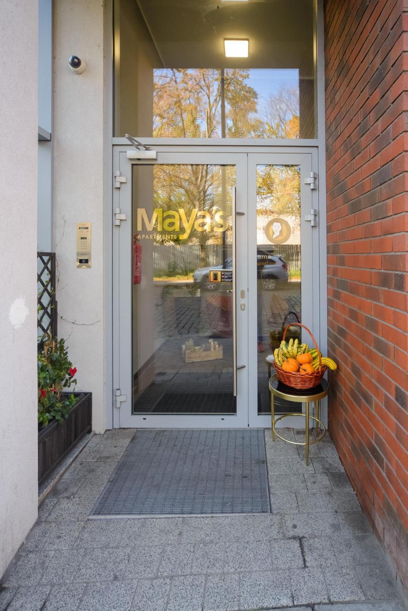 Maya'S Apartments Гданськ Екстер'єр фото