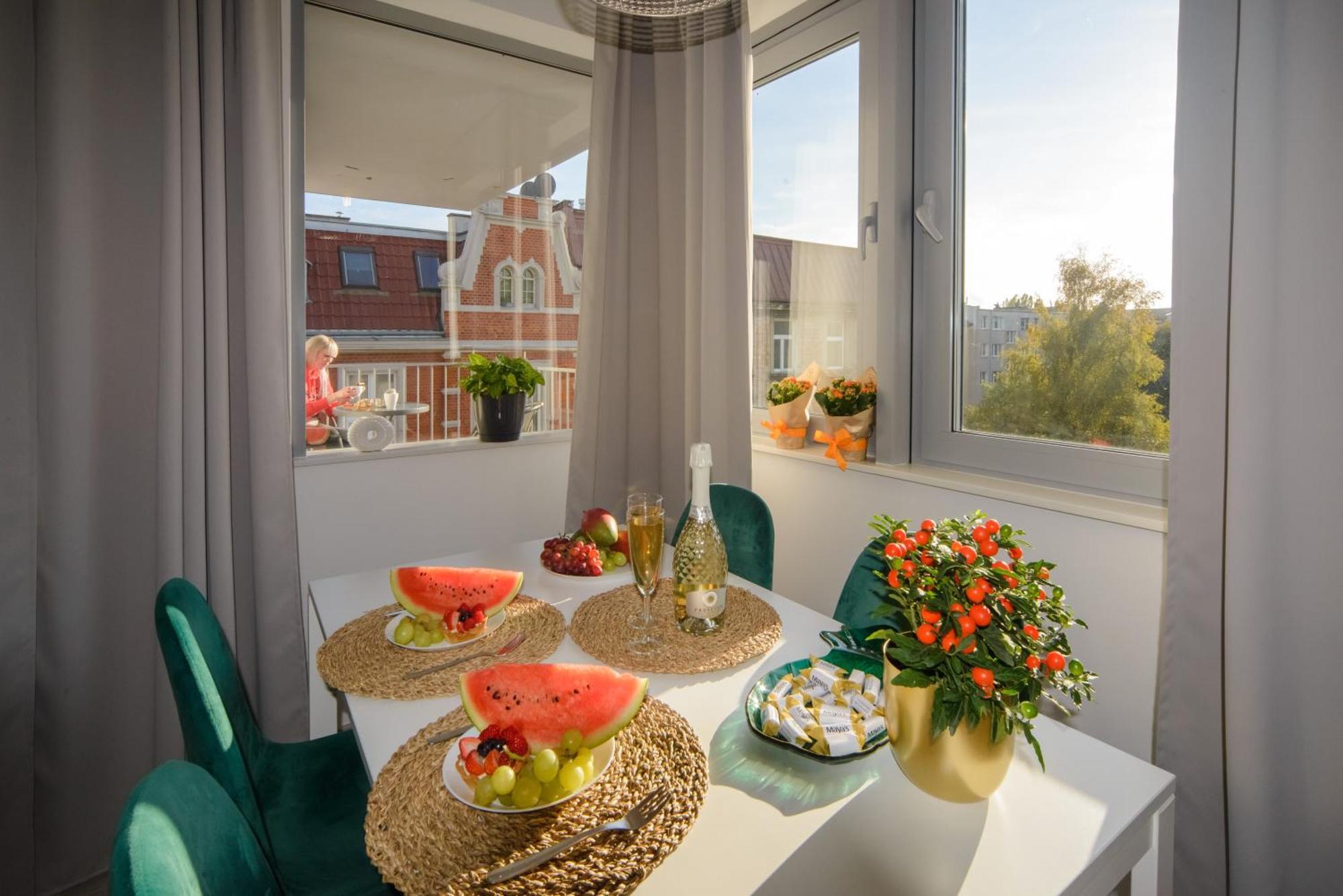 Maya'S Apartments Гданськ Екстер'єр фото