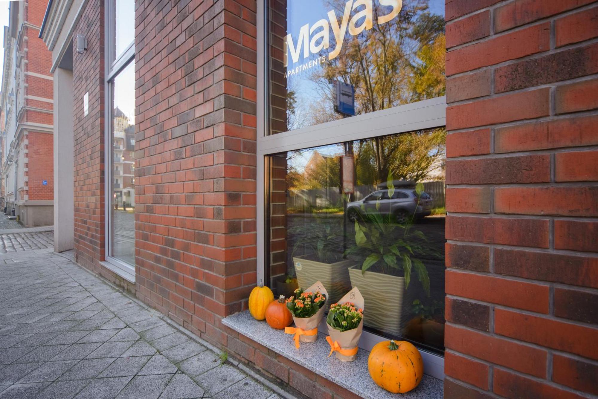 Maya'S Apartments Гданськ Екстер'єр фото